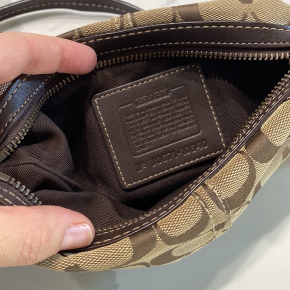 Small Coach Crossbody Purse - Picture 5 of 5